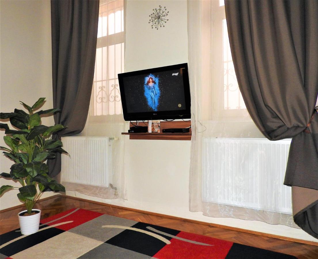 Апартаменты Nora Studio Apartman - Эгер Экстерьер фото